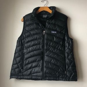 Classic women’s Patagonia down vest